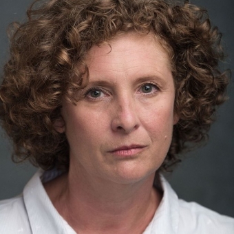 JULIA_FOSSI_DESTACADA-ARTTMANAGEMENT_JPG